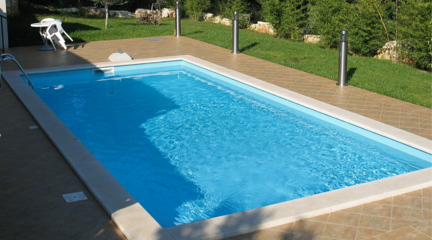 Свеженаполненный бассейн. С чего начать?